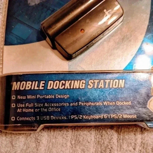 iconcepts Mobile Mini Docking Station Accessory- PS2 & 3 port USB Hub - New NIP - Picture 2 of 3